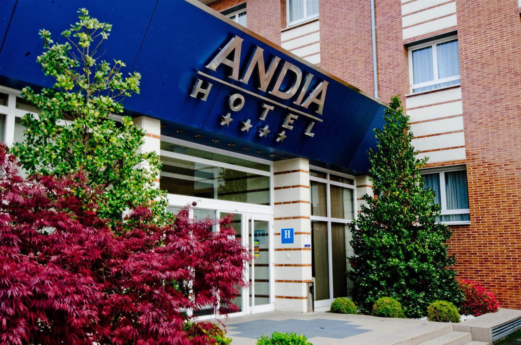 أوركويِن Hotel Andia المظهر الخارجي الصورة